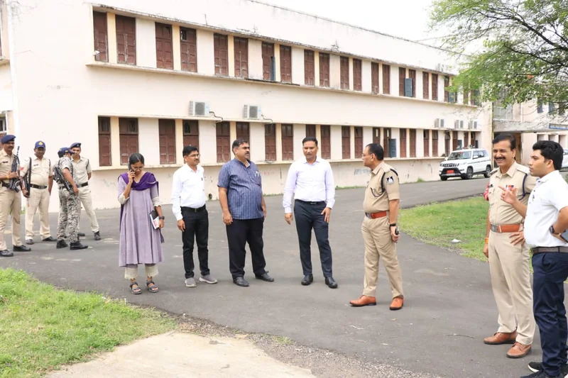 ‘आशीर्वाद का दीया’ जिला स्तरीय कार्यक्रम की तैयारियों का कलेक्टर एवं एसपी ने लिया जायजा